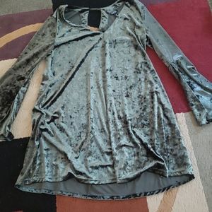 A green velvet dress